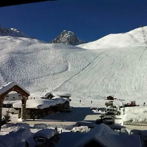 4 Personnes Pied Des Pistes Et Funiculaire Tignes